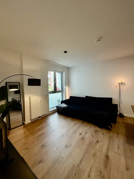 Moderne 3,5-Zimmer-Wohnung mit offener Wohnküche. — photo 1